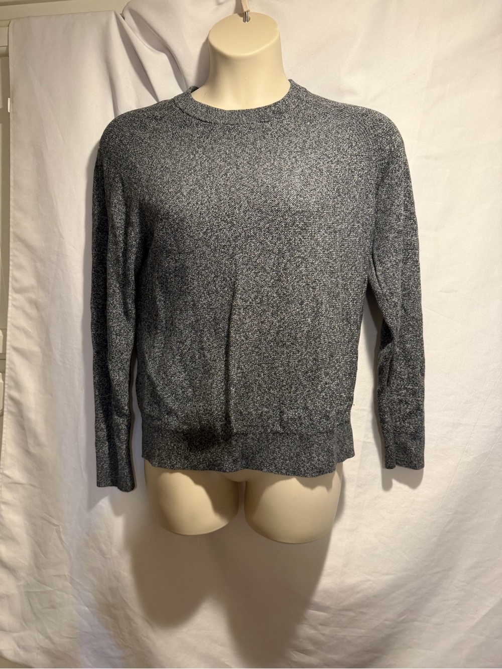Michael Kors Men's Heathered Charcoal Crewneck Sweater